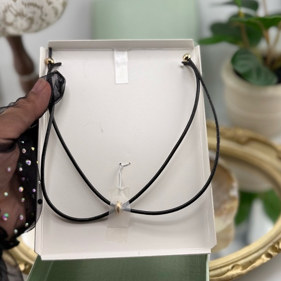 Atterri Adjustable Black Cord Necklace with Oval Reconstituted Stone Pendant - Picture 6 of 8